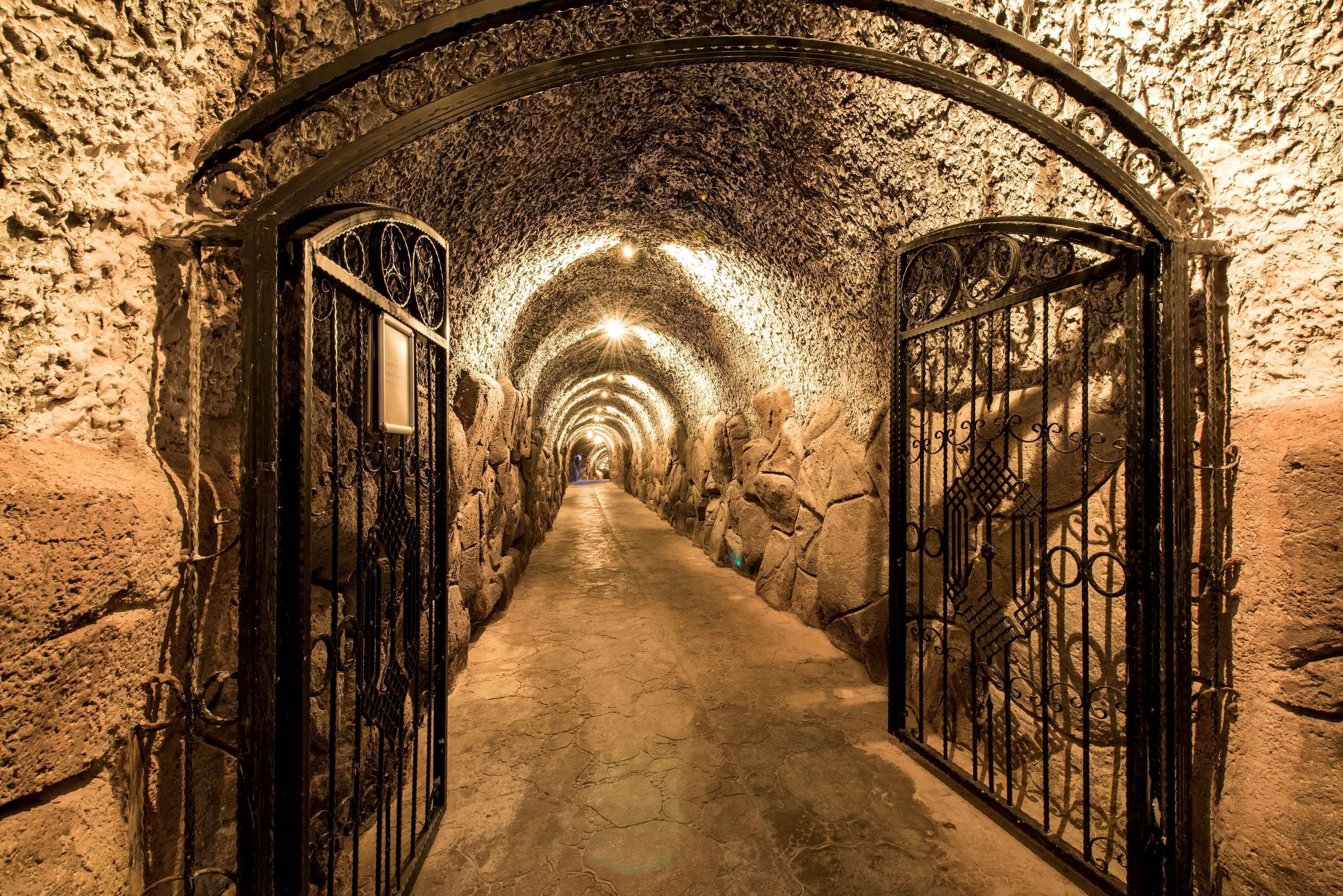 Ramada Plaza Antalya Hotel Bagian luar foto Entrance to the Catacombs of Domitilla