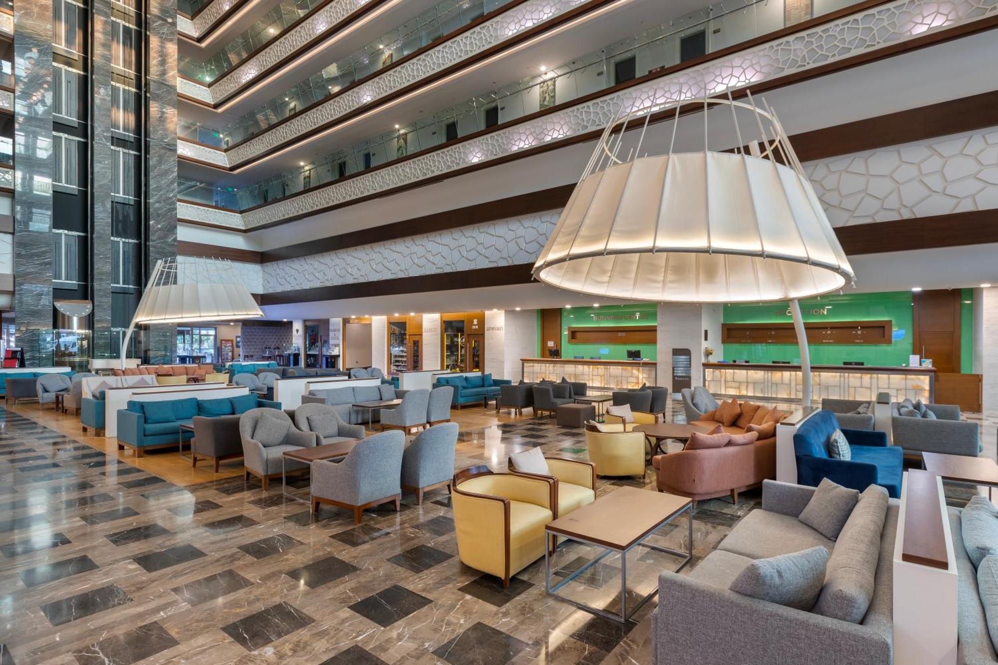 Ramada Plaza Antalya Hotel Bagian luar foto Lobby